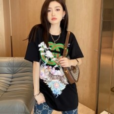 구찌 GUCCI 2022 SS GG 캐릭터 타이가 블랙 여성 반팔티 커스텀급
