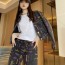 샤넬 CHANEL 2022 SS 캐릭터 로고 데님 여성 자켓 반바지 바지 세트 커스텀급