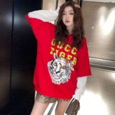 구찌 GUCCI 2022 SS 로고 프린트 타이가 후드 여성 긴팔티 커스텀급