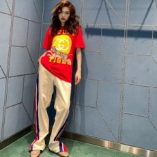 구찌 GUCCI 2022 SS GG로고 타이가 레드 여성 반팔티 커스텀급