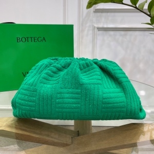 보테가 베네타 BOTTEGA VENETA 2022 SS 스트라이프 벨벳 만두백 그린 98058A 커스텀급