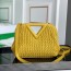 보테가 베네타 BOTTEGA VENETA 2022 SS 포인트 스티치 삼각토트 크로스백 옐로우 커스텀급