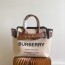 버버리 BURBERRY 2022 SS 캐릭터 로고 벨트장식 스몰 토트백 커스텀급