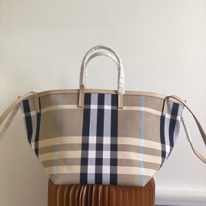 버버리 BURBERRY 2022 SS 체크무늬 미듐 호보백 커스텀급