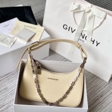 지방시 GIVENCHY 2022 SS 문 컷 아웃 호보백 2201 아이보리 커스텀급