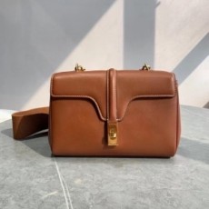 셀린느 CELINE 2022 SS 틴 소프트 16백 스무드 카프스킨 크로스백 카멜 196853 커스텀급