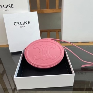 셀린느 CELINE 2022 SS 캐릭터 로고 미니 크로스백 핑크 101703 커스텀급