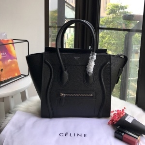 셀린느 CELINE 2022 SS 마이크로 러거지 미듐 토트백 블랙 커스텀급