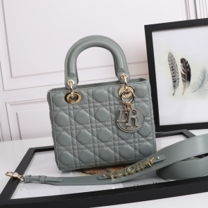 디올 DIOR 2022 SS 레이디백 스몰 민트그린 스트랩 토트백 6710-1 커스텀급