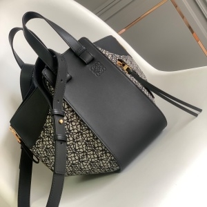 로에베 LOEWE 2022 SS 해먹 너겟 캐릭터 투톤 토트백 블랙 062151 커스텀급