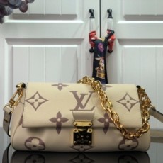 루이비통 LOUIS VUITTON 2022 SS 모노그램 페리보릿 체인 숄더백 아이보리 M45183 커스텀급