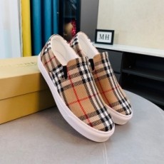 버버리 BURBERRY 2022 SS 체크무늬 로고 남성 슬립온 커스텀급