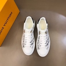루이비통 LOUIS VUITTON 2022 SS 캐릭터 투톤 블랙 남성 슈즈 커스텀급